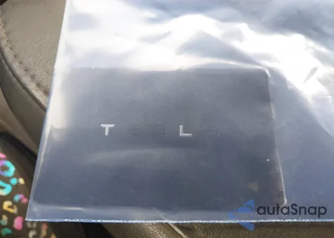 2018 Tesla Model 3 Long Range/Performance из США, поврежденный, VIN 5YJ3E1EB0JF119149